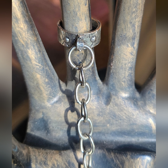 Silver Chain ring attached Bracelet Black leather snap - Picture 4 of 7